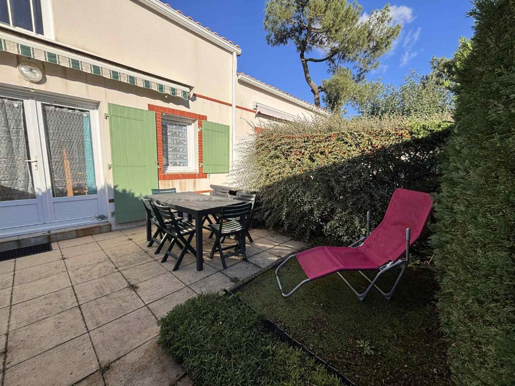 Maisonnette 4 pers à 500m plage - Terrasse et barbecue - FR-1-194-345 - 2