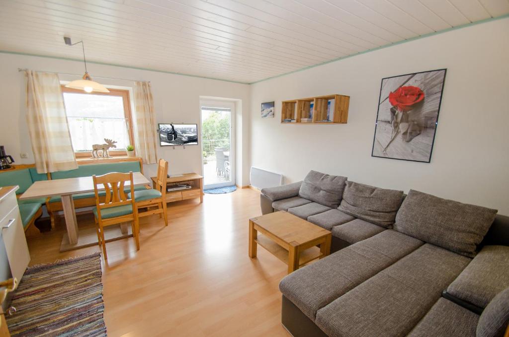Apartment FUCHSLEHEN with terrace and mountain view by All in One Apartments - 2