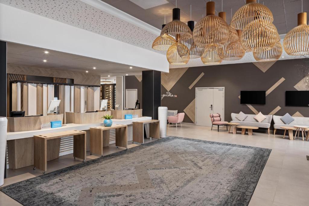 Lobby, Hilton Garden Inn Bordeaux Centre in Bordeaux