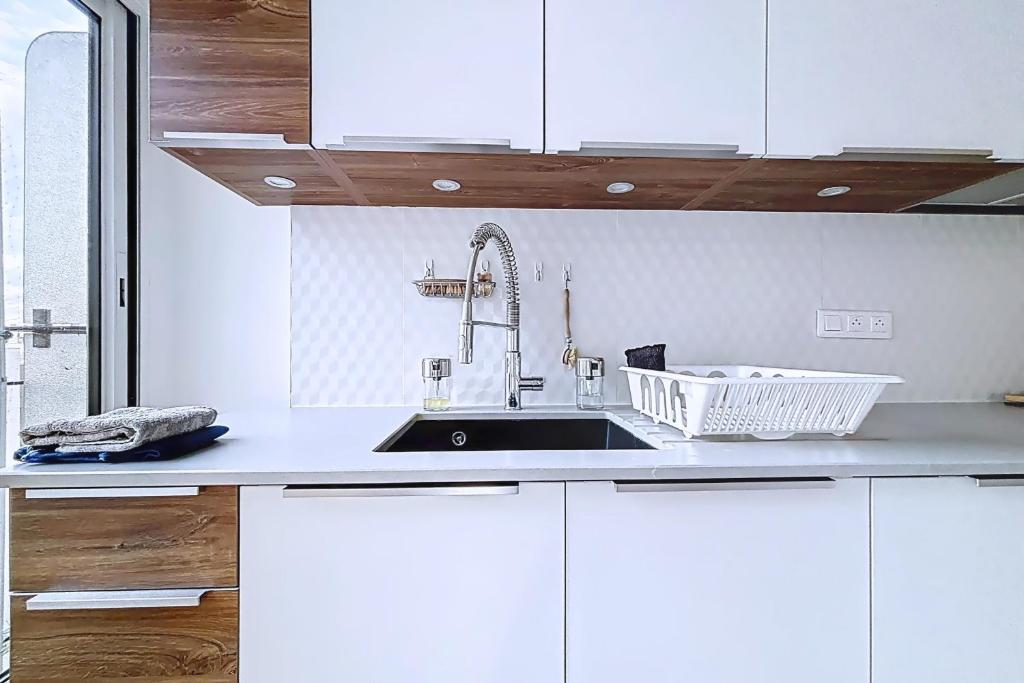 Bright family apartment near Nation - 3