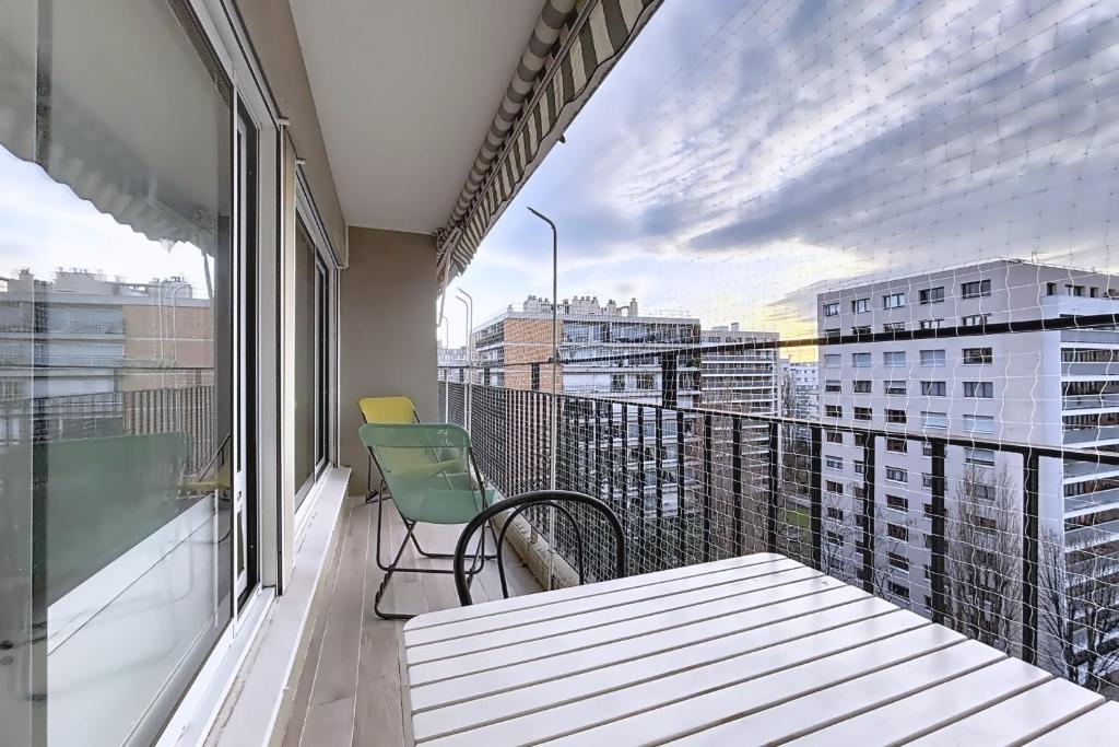Bright family apartment near Nation - 4