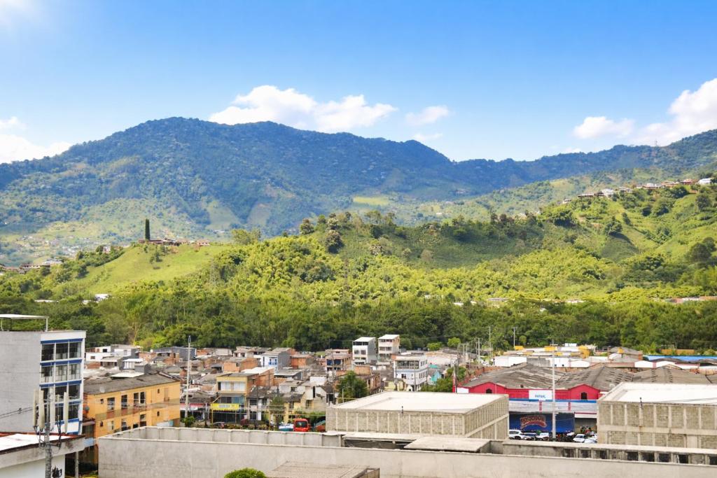 Despierta con vista a las montañas en Guadalupe, Dosquebradas - 4