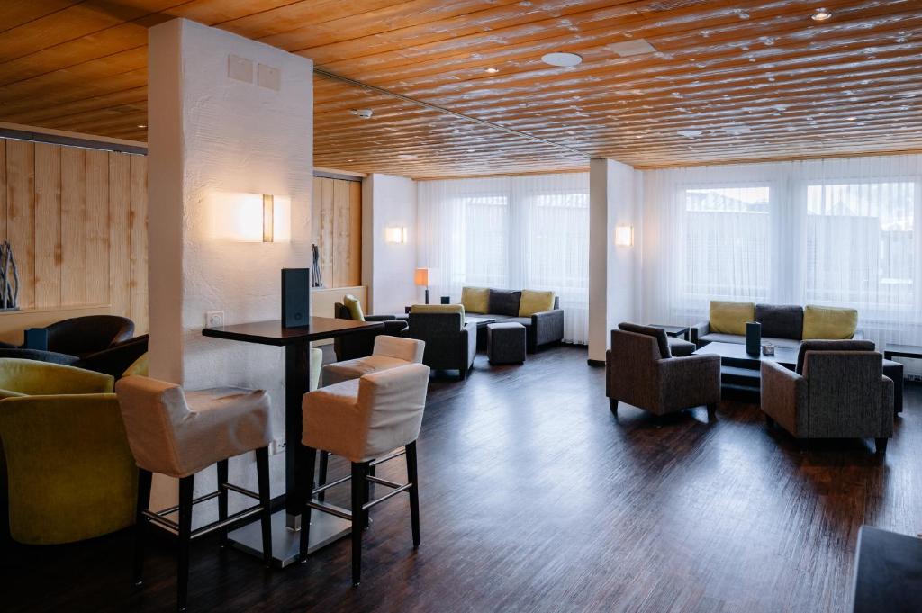 Bar/ Salón
