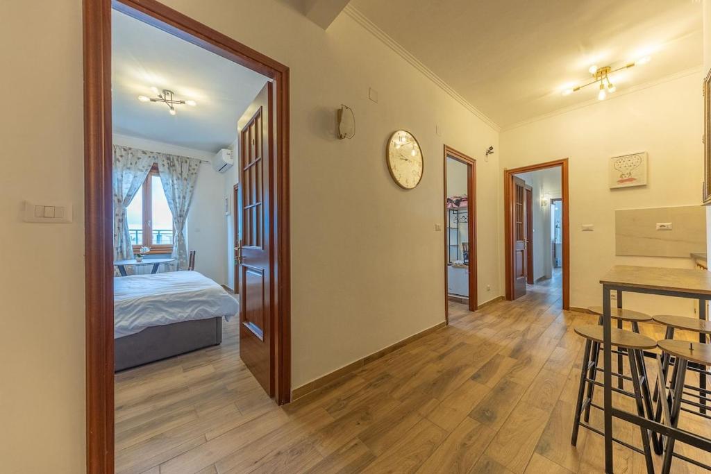 Luxury Rooms Pigneto with Sunset Terrace - 3