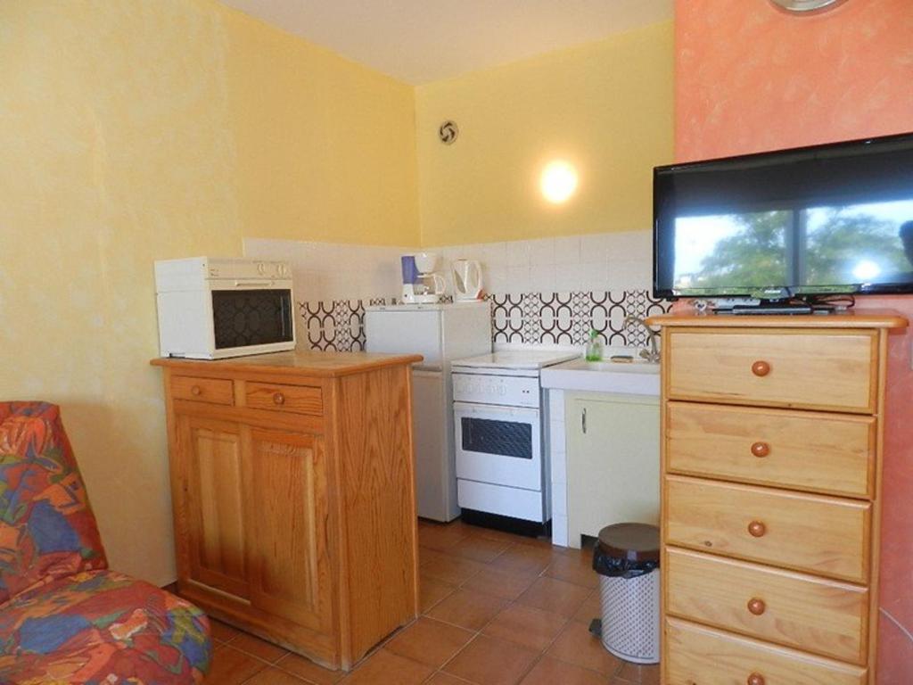 Studio lumineux proche plage à Bormes les Mimosas - FR-1-251-904 - 2