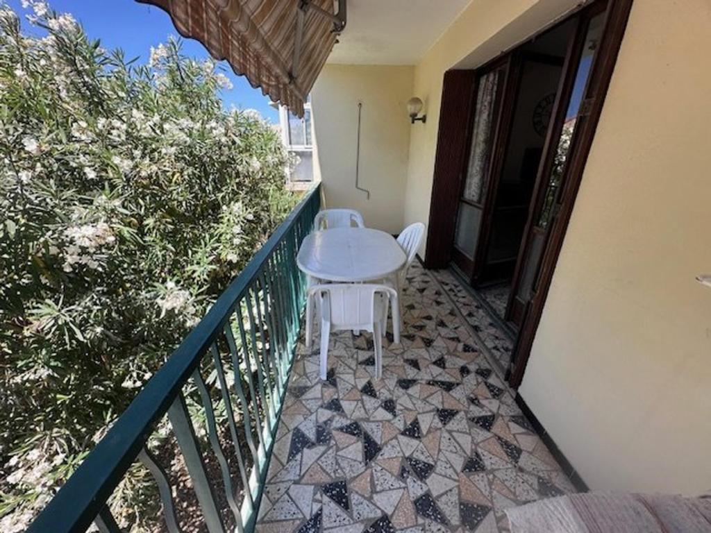 Appartement spacieux 3 pièces, terrasse et parking privé, 7 couchages - FR-1-731-148 - 2