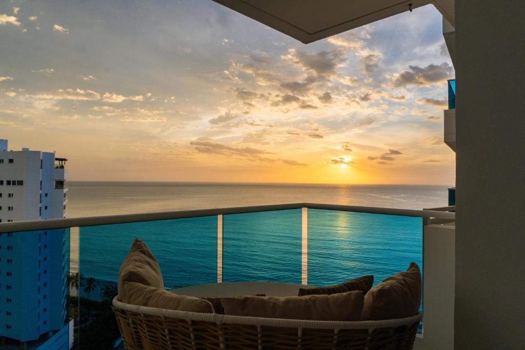 Apto con vista al mar, piscinas, Jacuzzis y Club de Playa en Reserva del Mar - 1