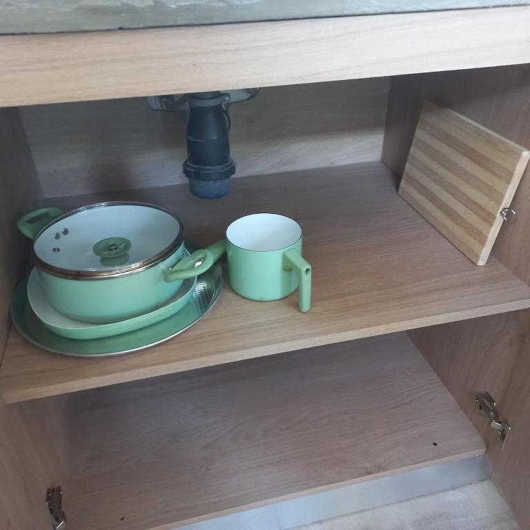 Tiny House con pileta y patio a la plaza - 4