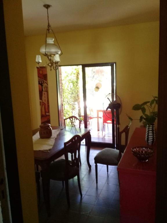 Casa quinta completa espaciosa con pileta seis o siete personas - 2