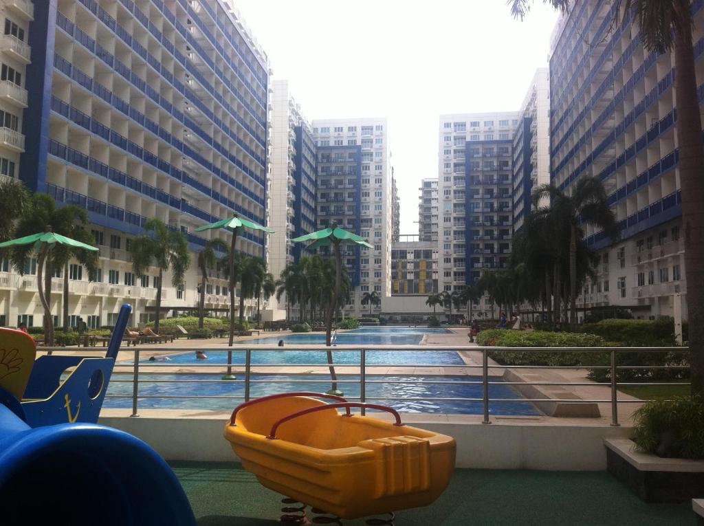 Sea Residences MOA-Eric Apartments photo