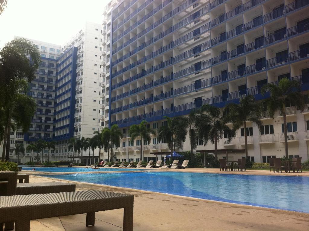 Sea Residences MOA-Eric Apartments photo