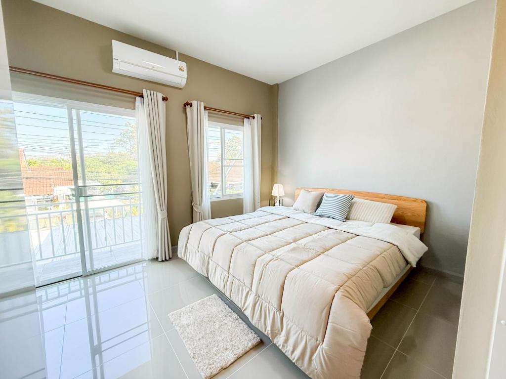Donkaew minimalist townhouse
