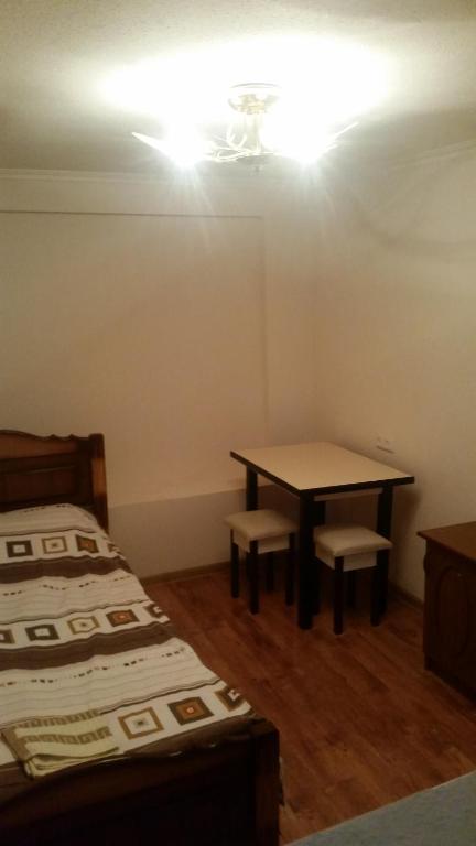 Basic Single Room with Shared Bathroom