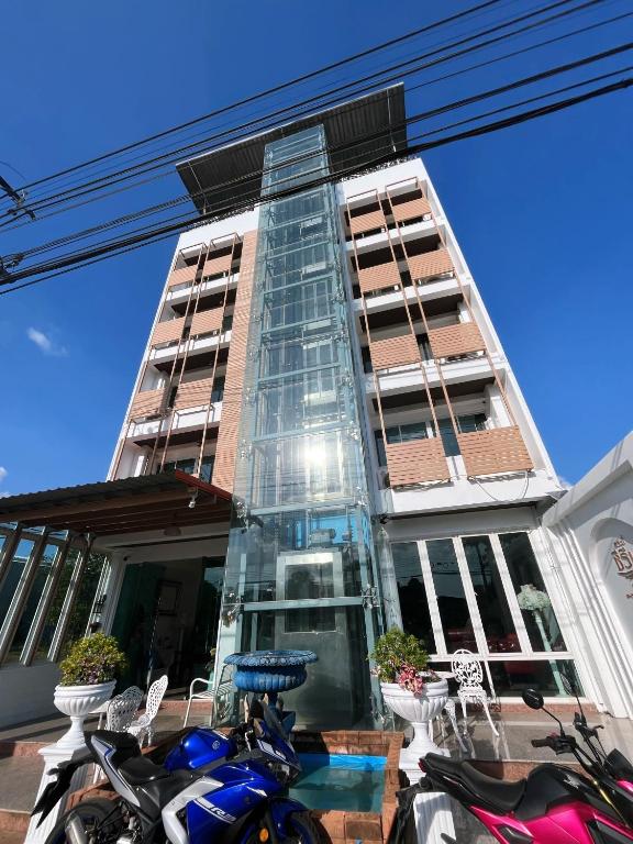 Krabi Serene Loft Hotel