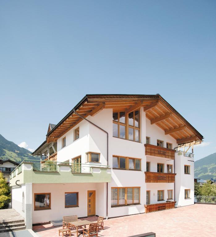 Appartementhaus Kostenzer - 4