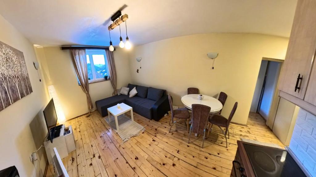Ski-in & Ski-out, Apartman Filip - 30m from GONDOLA Brzeće - 2