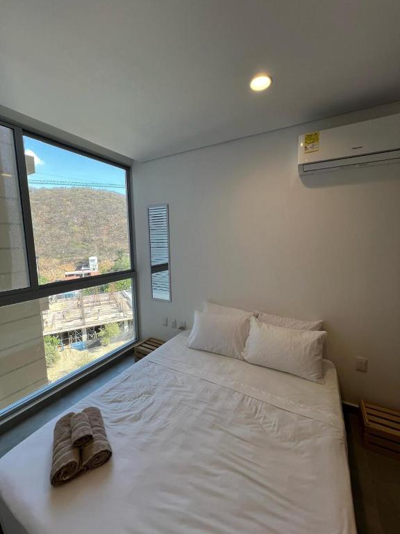 Salguero Suites 817 - 4