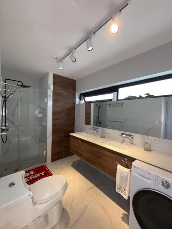 Mar Private Rooms - 2