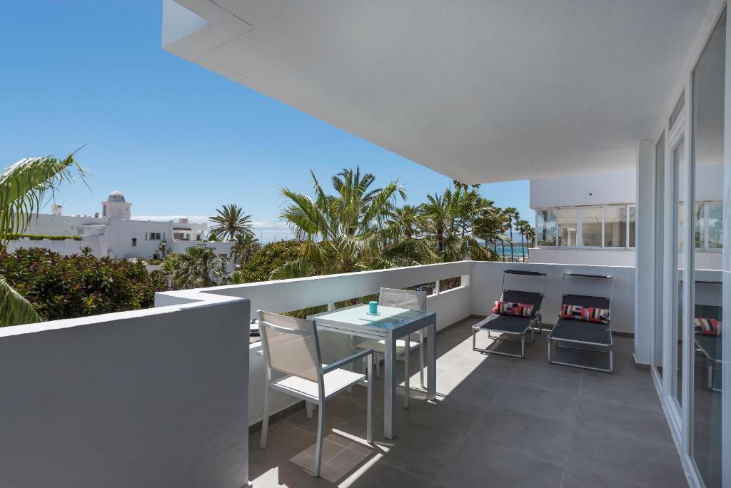 Marbella Beach and Sea View - 2
