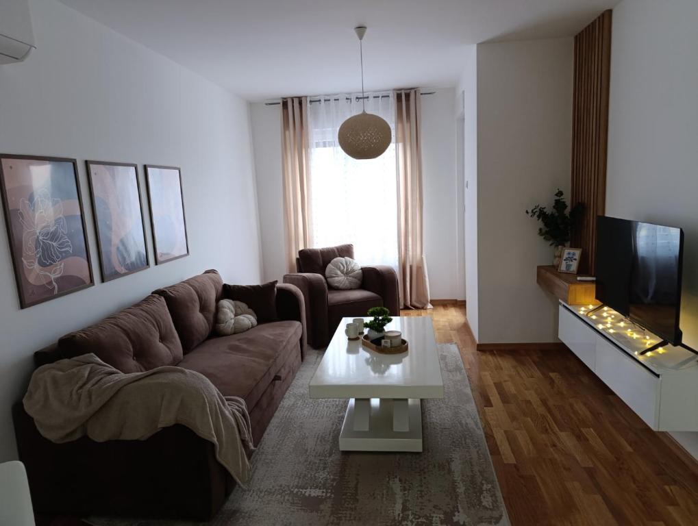 Apartman Home Away - 4