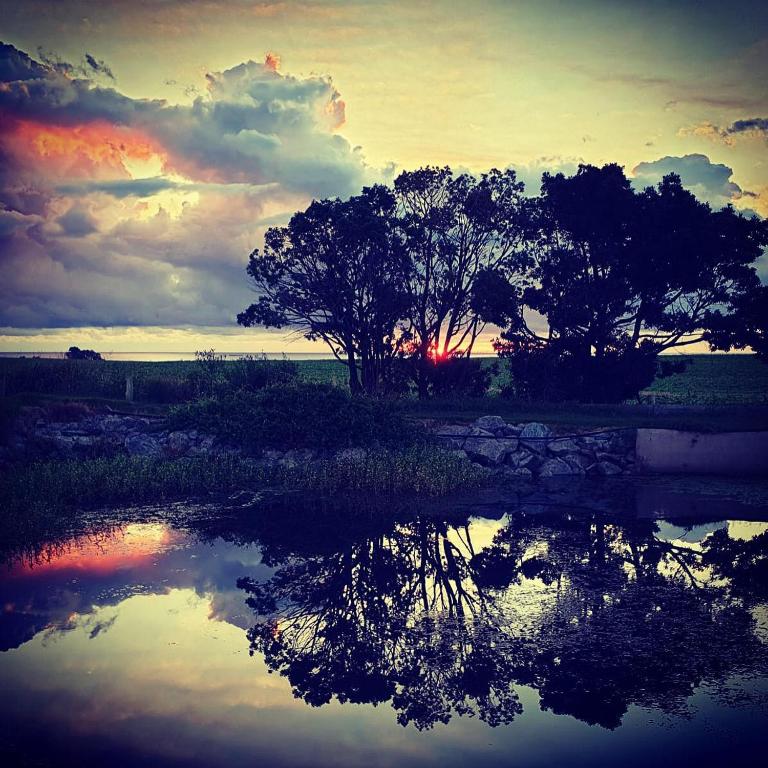 The Kaki Mansion - Unique Sunsets and Nature - 4