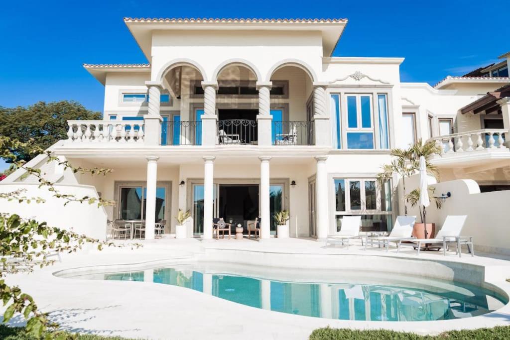 Luxury Villa Retreat, Pool - 1