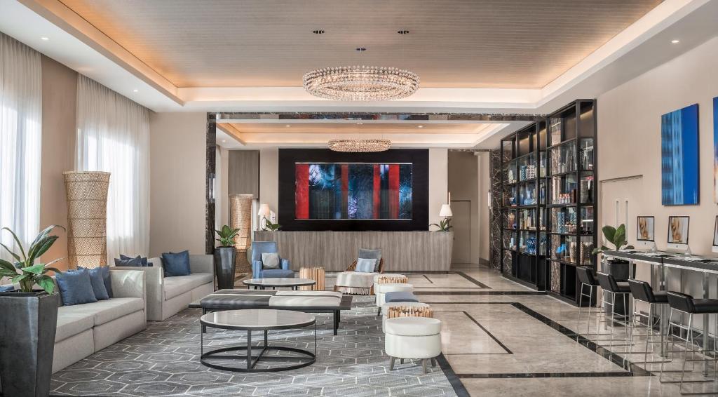 세다 레지던스 로비 수영장