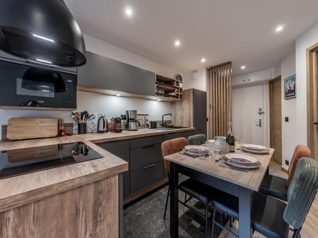 Appartement Moderne à Courchevel 1850 - FR-1-613A-51 - 4