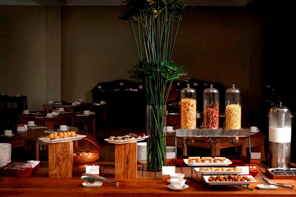 The Westlake Hotel &#038; Resort Yogyakarta