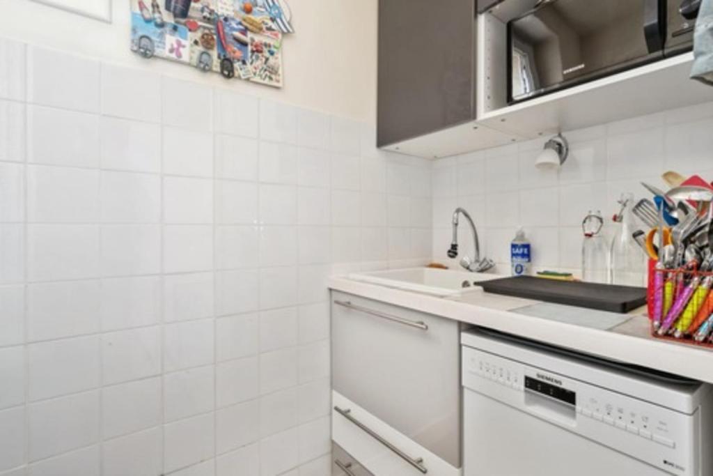 Appartement lumineux avec balcon au cœur de Paris - 5