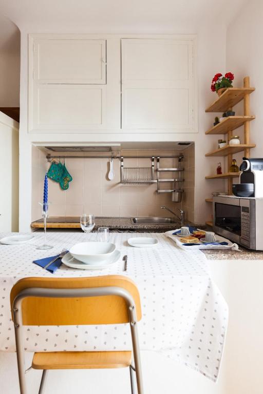 Sweet Little Home - 4
