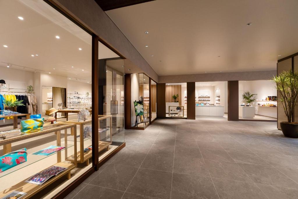 Shops