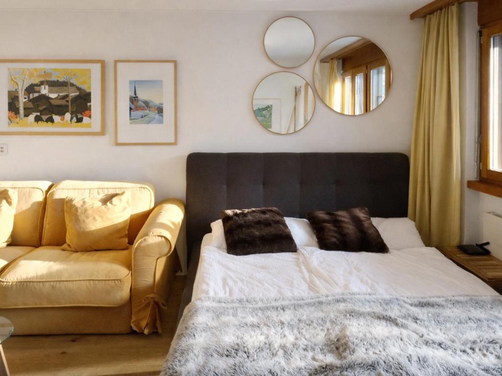Bright studio with balcony & view to the Matterhorn - 2