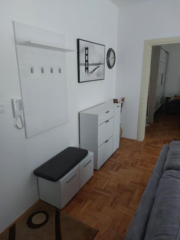 Andrej Apartment with Garage - 3