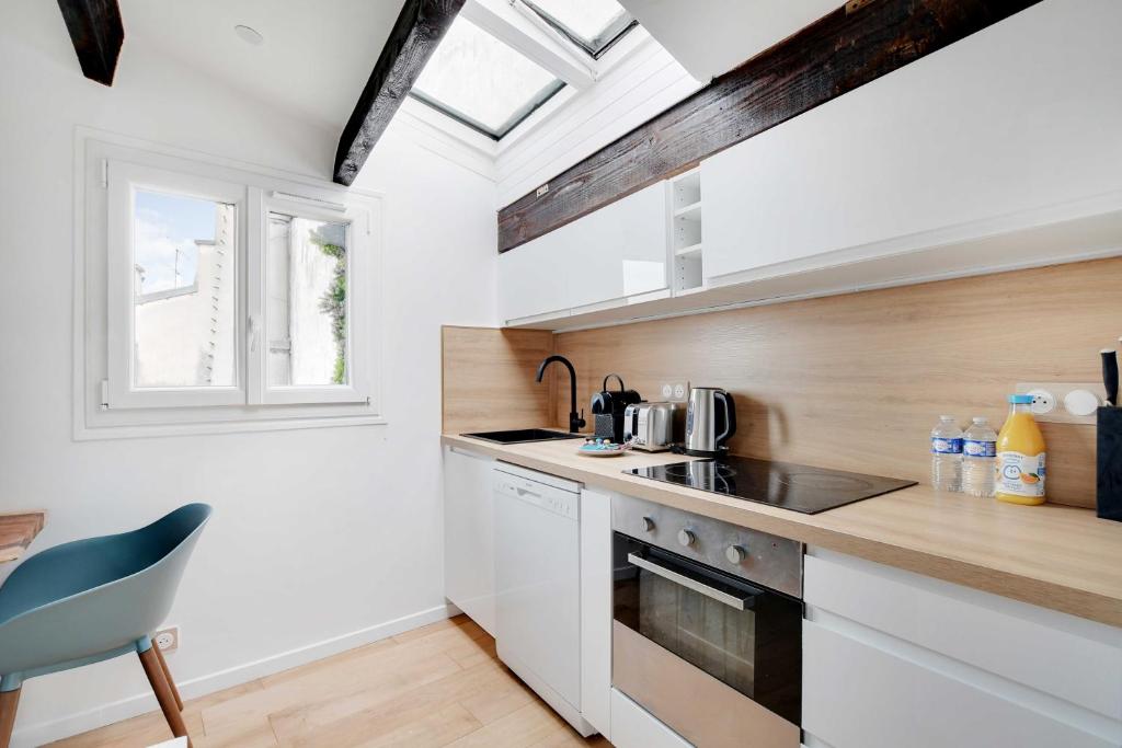 Stunning Duplex 1BR- 4P - Notre-Dame Cathedral - 4