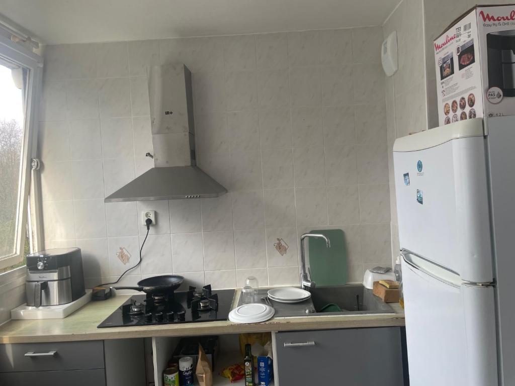 Chambre dans un appartement en colocation - 2