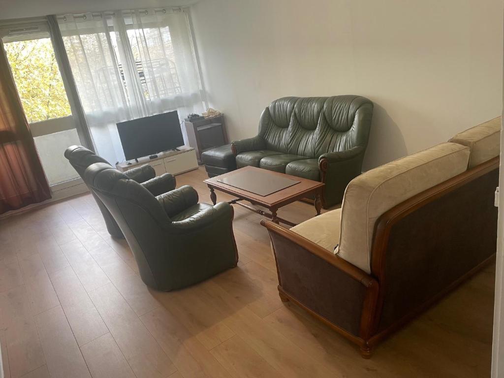 Chambre dans un appartement en colocation - 3