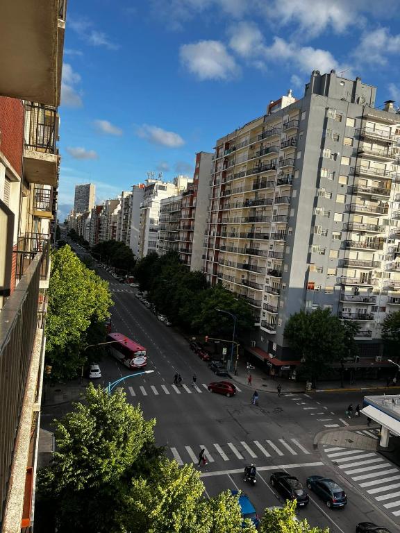Dos ambientes con Balcon Av Colon - 5