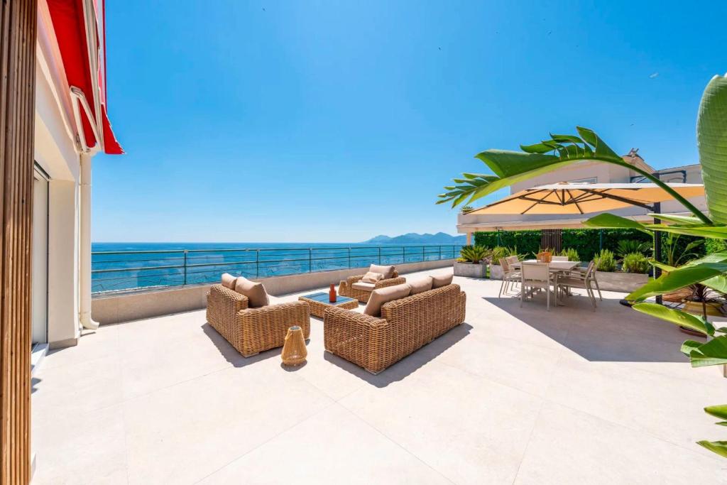 REF 2005 Cannes Center Appartment for rent - 1
