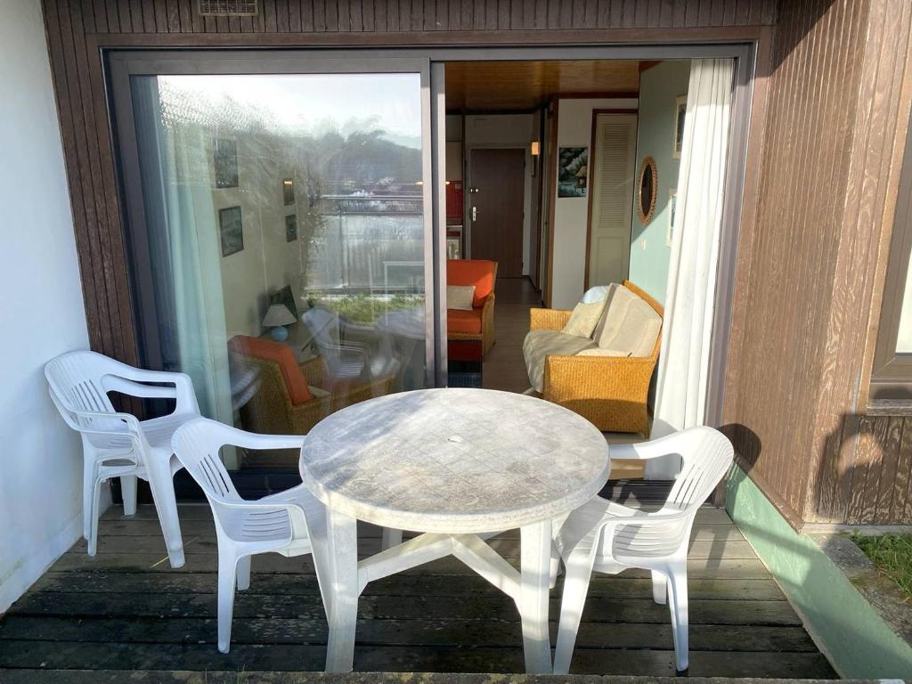 Appartement avec terrasse VUE MER plage de Trestraou à PERROS-GUIREC- Réf 904 - 5