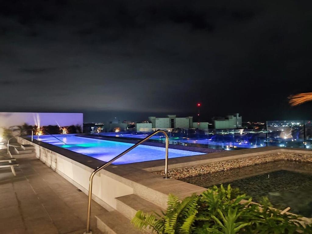 Departamento moderno de 2 recámaras con alberca en Nuevo Vallarta - 5