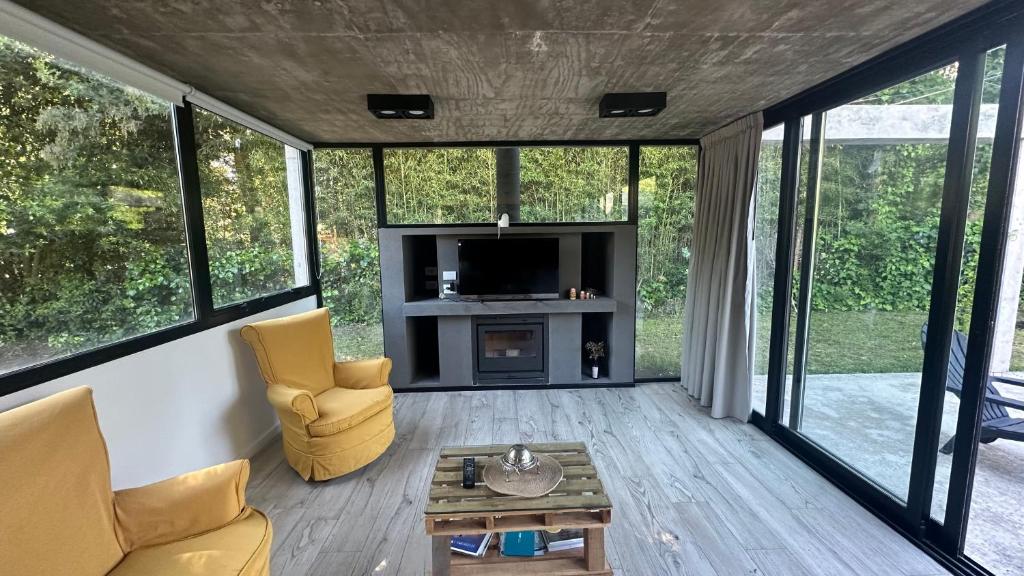 Casa A Estrenar Para 2 Personas - Diseño Moderno - Bosque Peralta Ramos - Mar Del Plata - 3