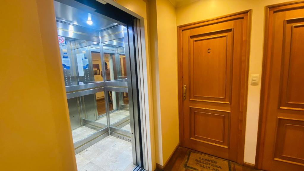Impecable Depto 1 dormitorio con balcón - Zona 7 y 58 - 5