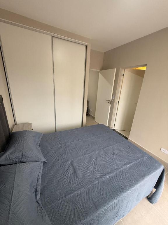 Departamento nuevo y equipado en barrio sur - 2