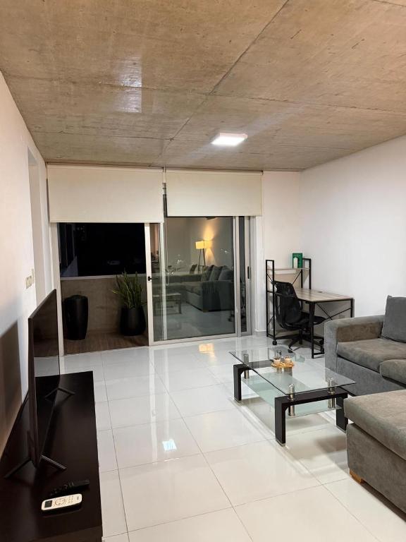 Departamento amplio con cochera, Av Sarmiento 645 - 5