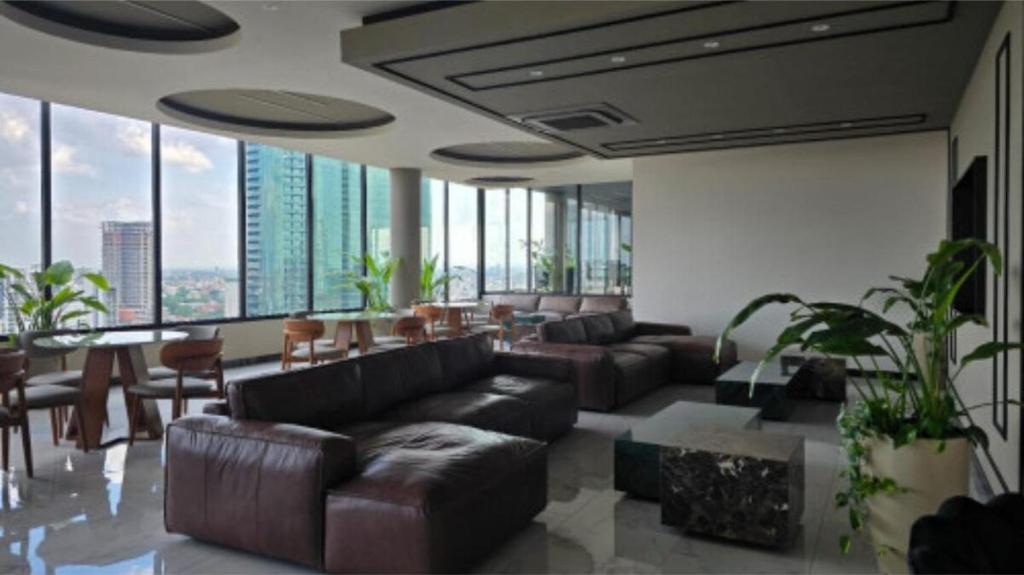 Luxury Apartment in Equipetrol - 3