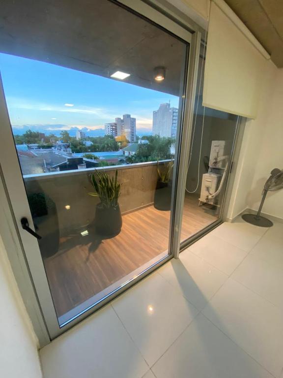 Departamento amplio con cochera, Av Sarmiento 645 - 3