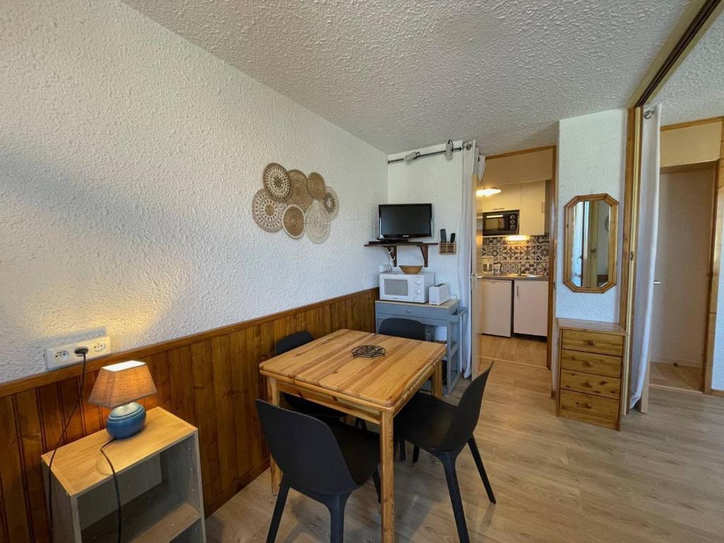 Studio 4 pers, proche pistes, animaux admis, Wifi - FR-1-356-556 - 2