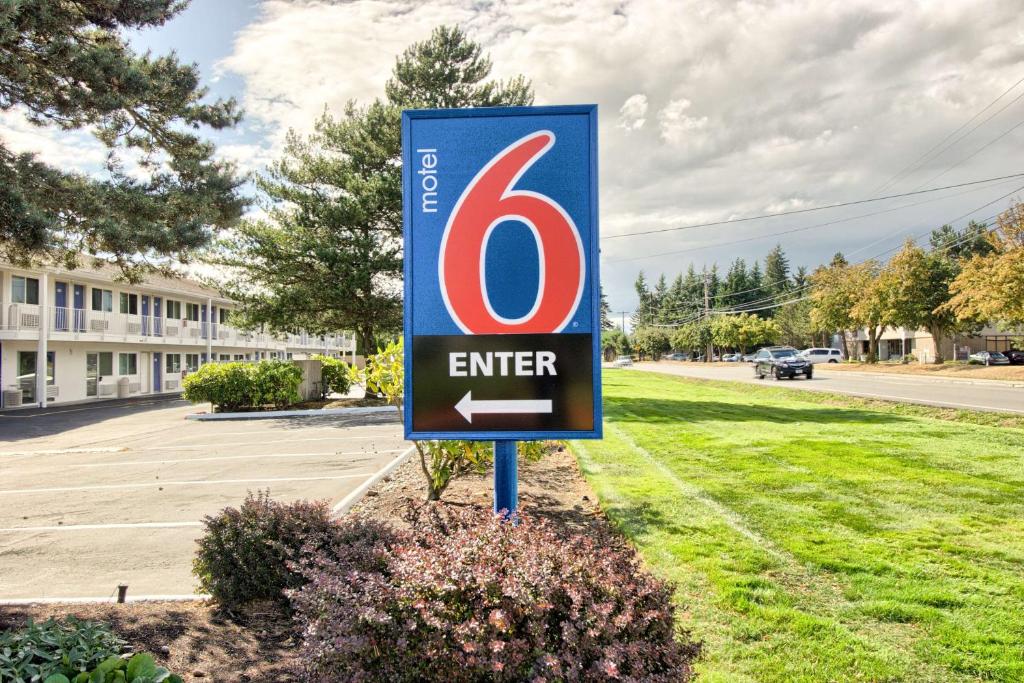 Motel 6-Everett, WA - North