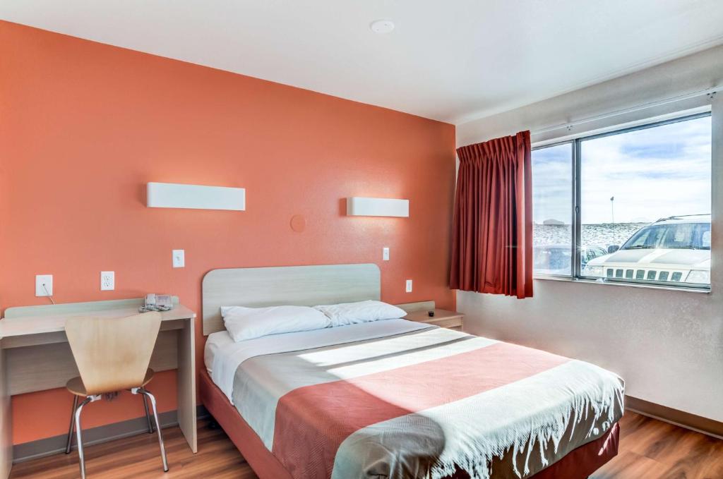 Facilities, Motel 6 Fort Collins, CO in Fort Collins (CO)